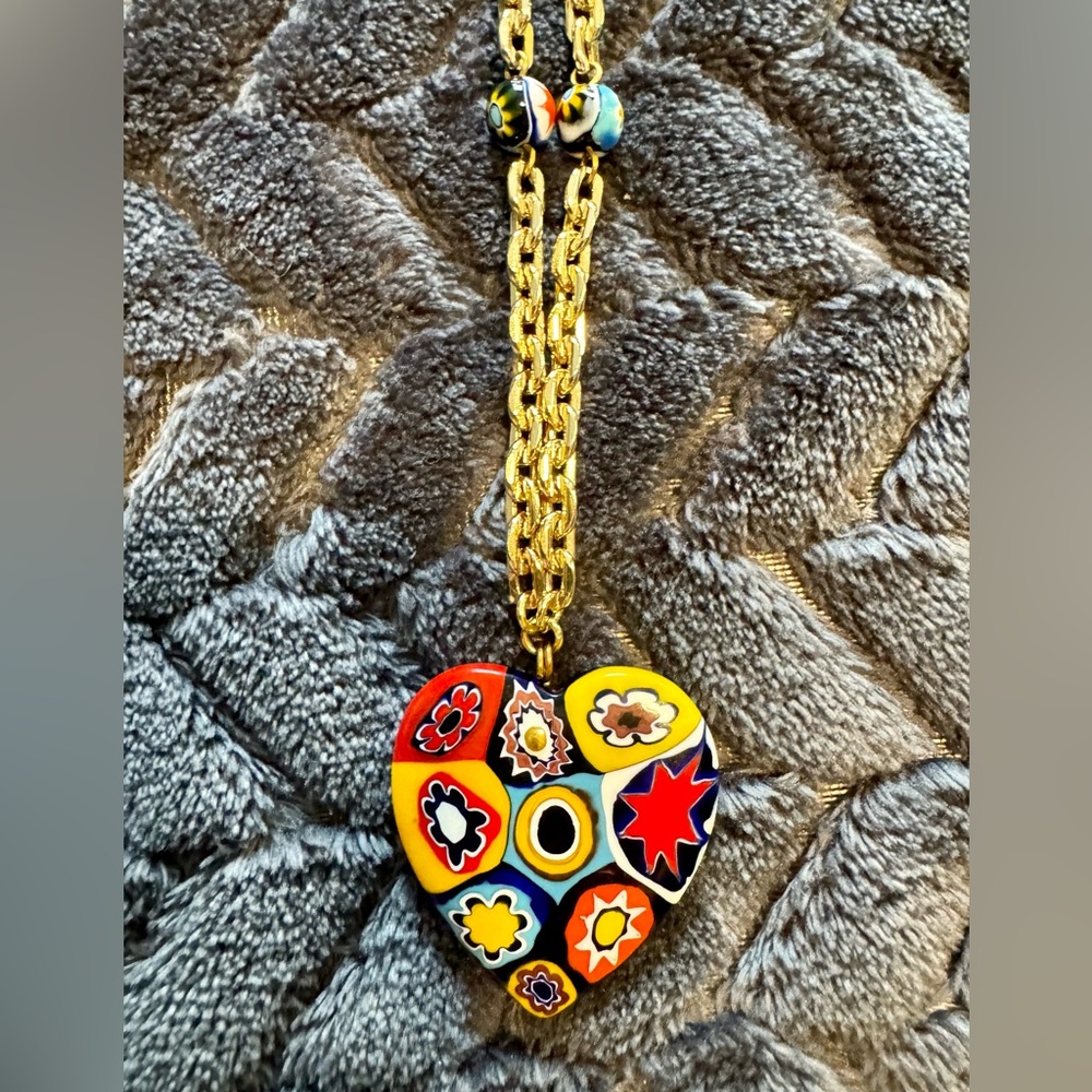 Retro Heart Pendant Necklace